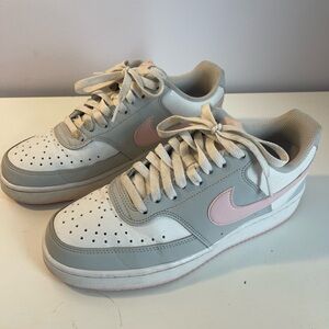 Nike Women's White and Pink Sneakers